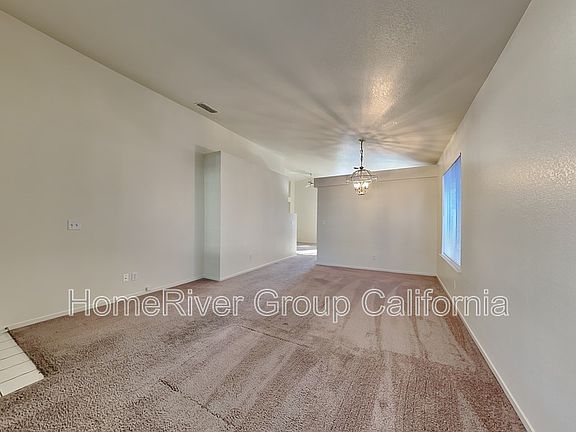 3rd image of 1507 Alyssum Way