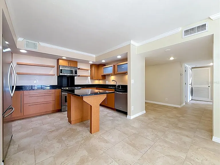 1480 Gulf Blvd #611 — Photo 15