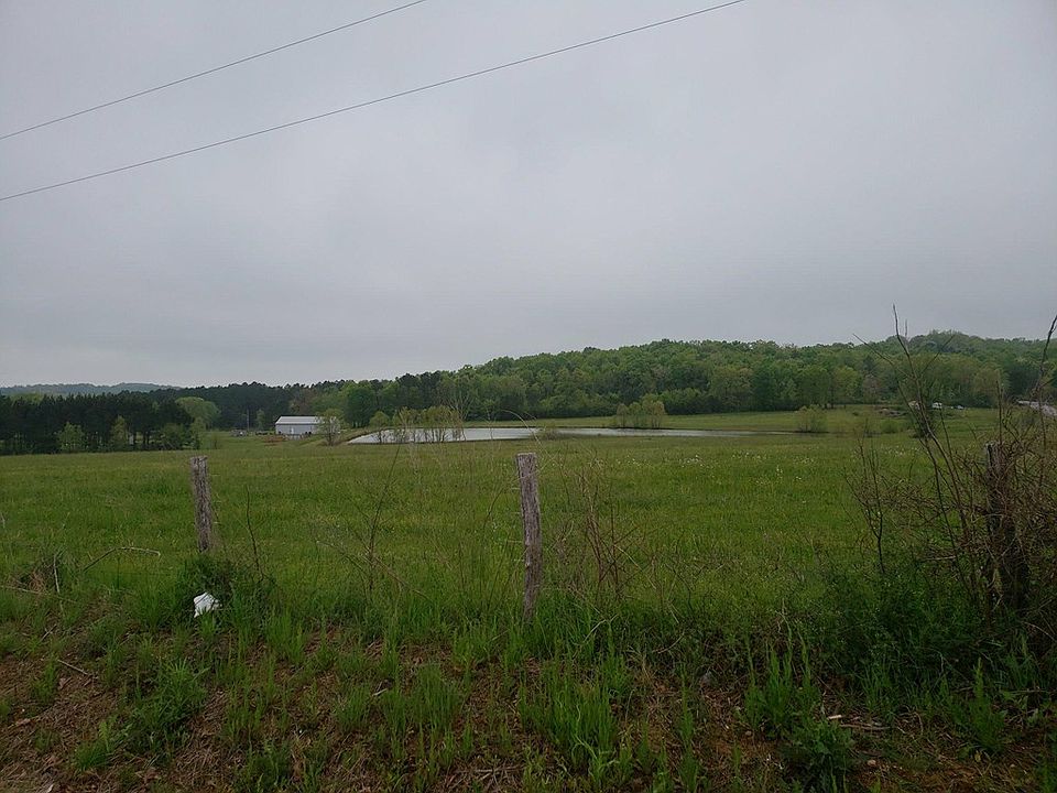 2nd image of 760 Limerock Rd