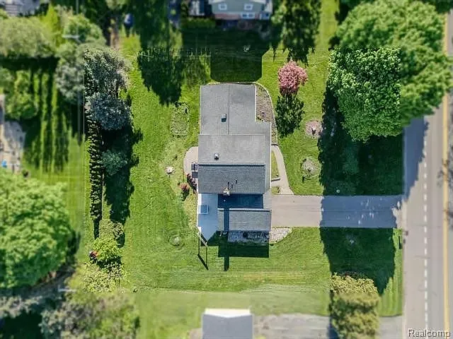 4753 Quarton Rd — Photo 55