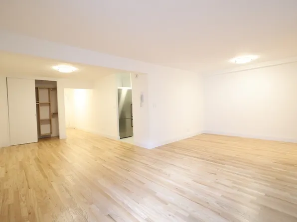 160 East 88th Street image 1 of 12