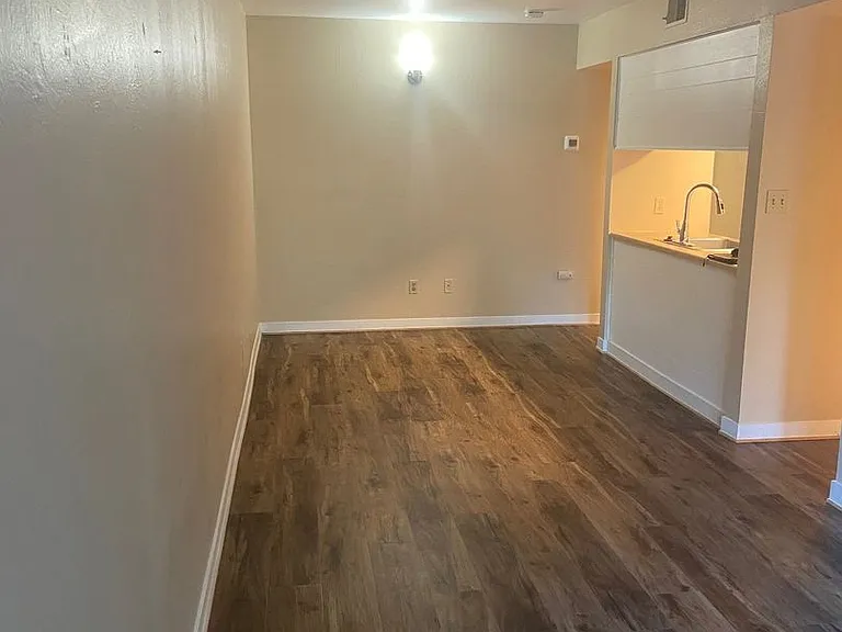 1111 Maxwell Ave #116 — Photo 5