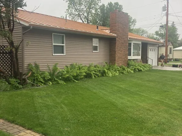311 Sigmund St, Glendive, MT 59330