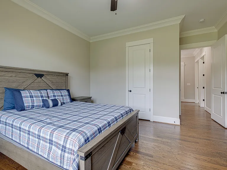 8231 Glover Dr — Photo 93