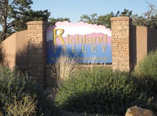 21 Brokerage St, Edgewood, NM 87015
