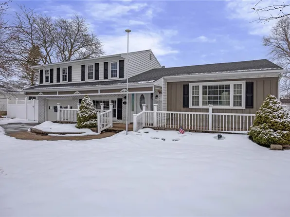 146 South Ave, Newark, NY 14513