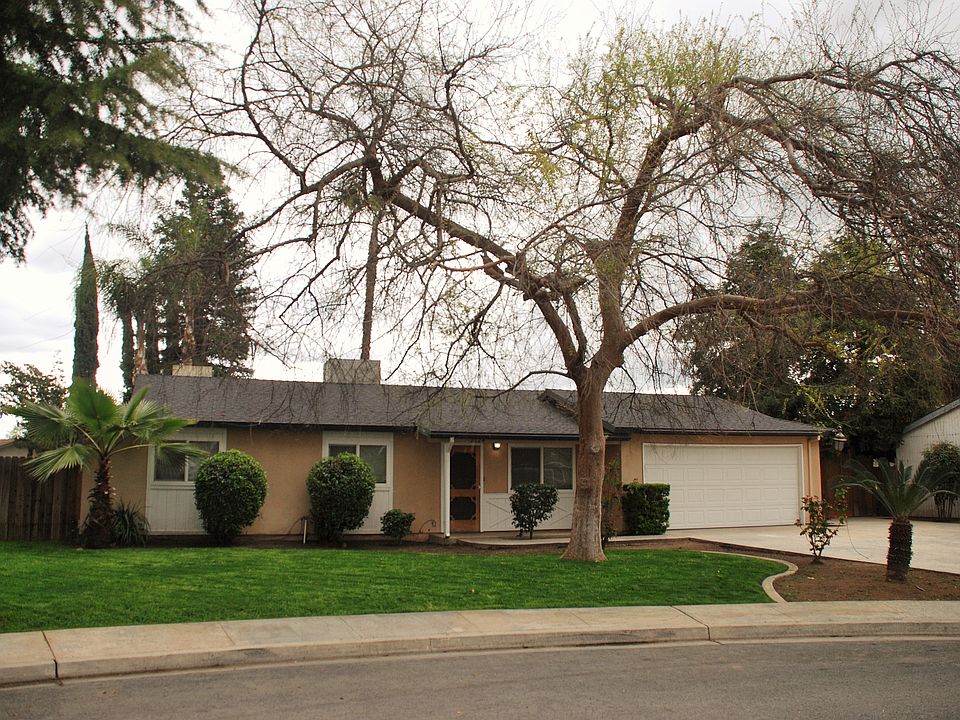 1st image of 2124 N Elm Ct