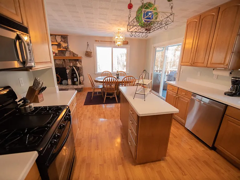 7246 Old Hillside Way — Photo 5