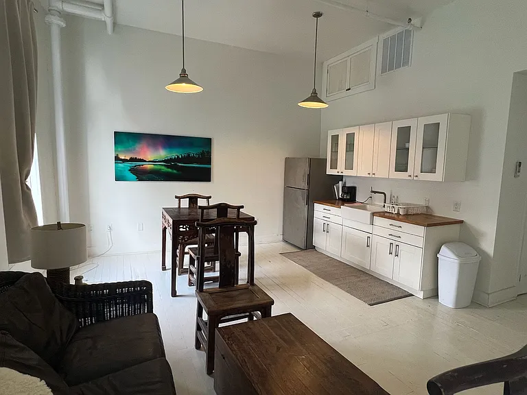 108 2nd St SW #1 — Photo 7