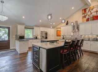 1420 Milwaukee St, Delafield, WI 53018