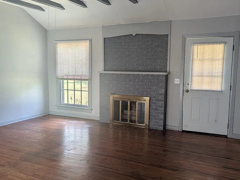 4733 W Harry St — Photo 2