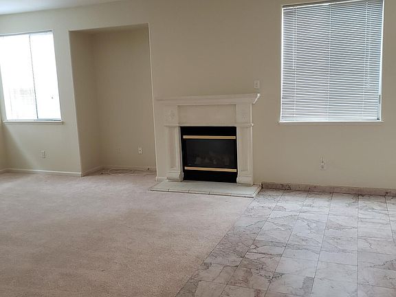 5th image of 1161 Riverview Ave