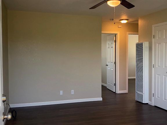 2nd image of 529 Rogge St #B