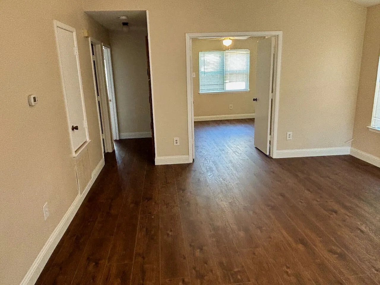 2 bed, 1.0 bath, 1127 sqft, $1,725 — Photo 3