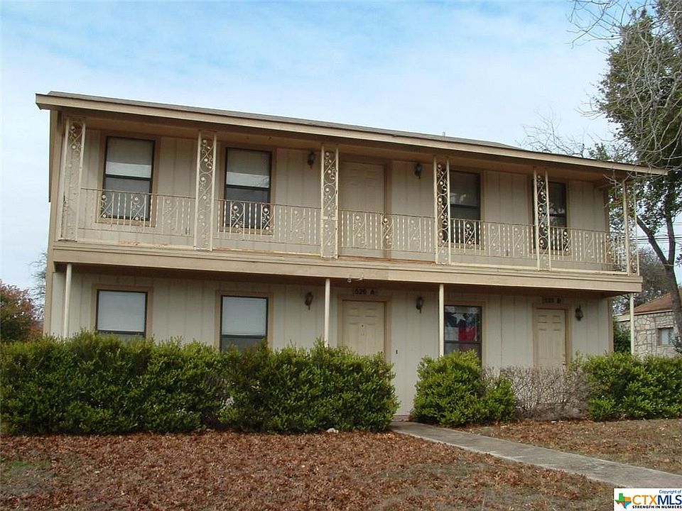 1st image of 526 Burleson St APT B