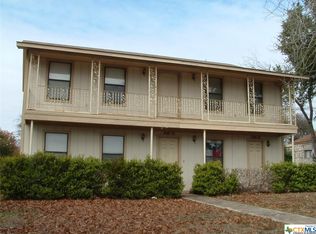 526 Burleson St APT B, San Marcos, TX 78666