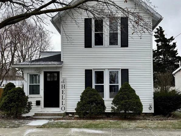 545 W Stevenson St, Gibsonburg, OH 43431