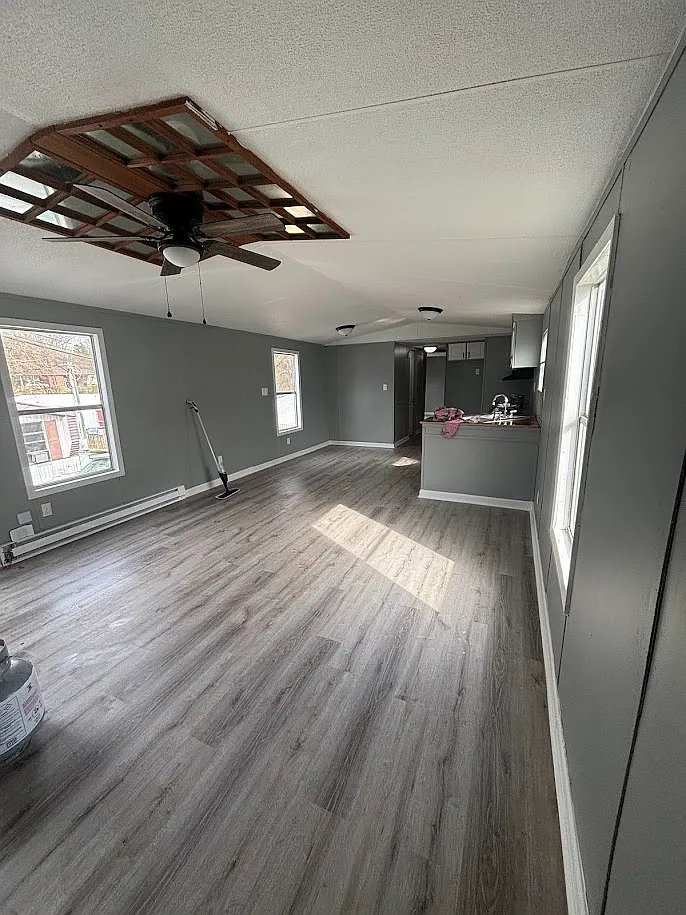 3 bed, 1100 sqft, $825 — Photo 1
