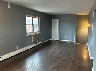 232 Roosevelt Ave APT C, Lodi, NJ 07644