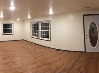 5533 S Hudson Rd, Cedar Falls, IA 50613