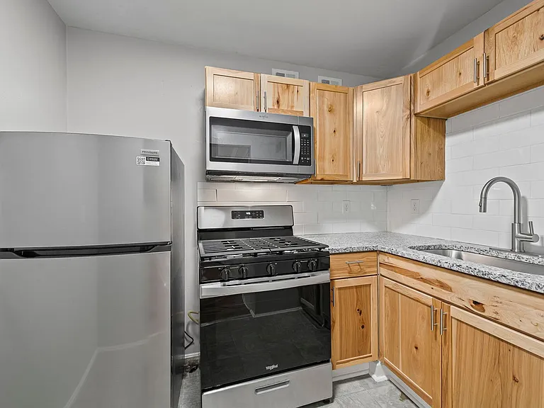 4818 Paseo Blvd — Photo 1