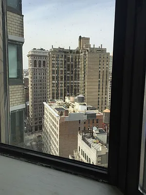 Rented by 280 Park Avenue South Realty | media 17