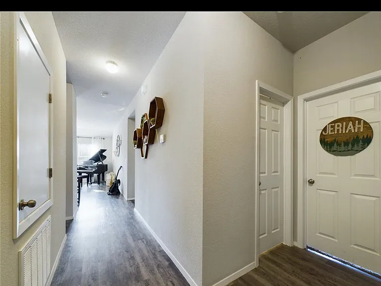901 Belhaven Rd — Photo 5
