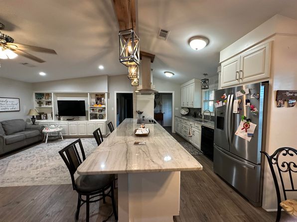 504 Henry St, Dumas, AR 71639