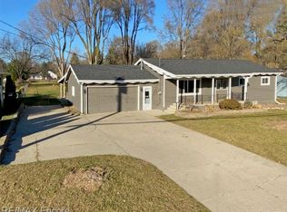 3090 Mann Rd, Clarkston, MI 48346