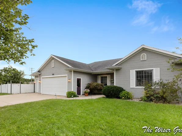 5595 Fieldstone Dr SW, Wyoming, MI 49418