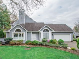 438 Windham Ct N #438, Wyckoff, NJ 07481