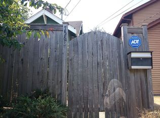 7563 California Ave SW, Seattle, WA 98136