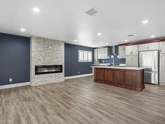 5th image of 2609 Jefferson Ave