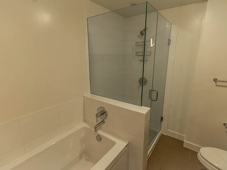 1118 12th Ave SW #1706 — Photo 17