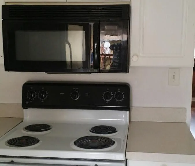 204 Pine Violet Ct #202 — Photo 12