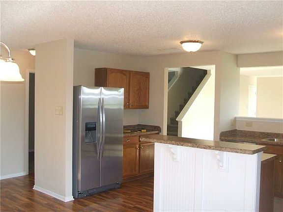5th image of 15168 Radiance Dr