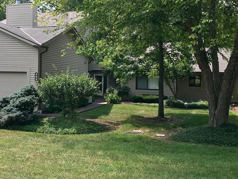 1st image of 209 Miami Lakes Dr