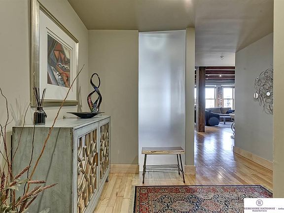 4th image of 105 S 9th St #615