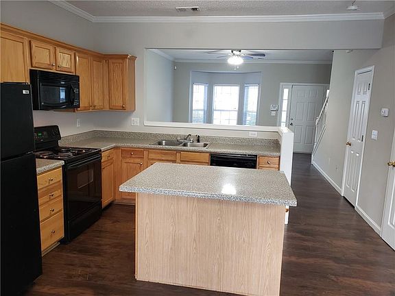 5th image of 2651 Parkway Trl