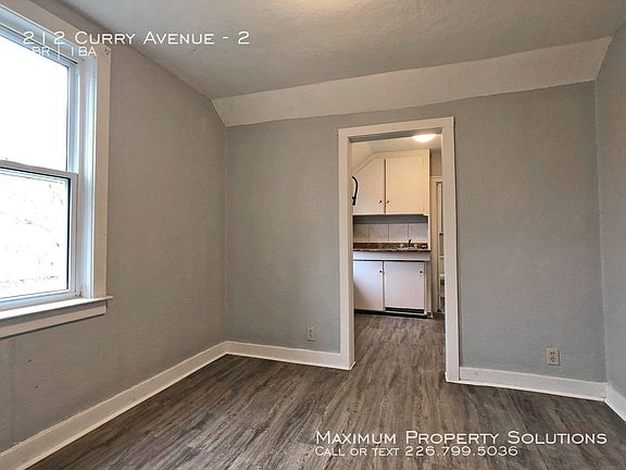 3rd image of 212 Curry Ave #2