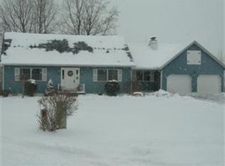 3321 El Camino Cir NE, Hartville, OH 44632
