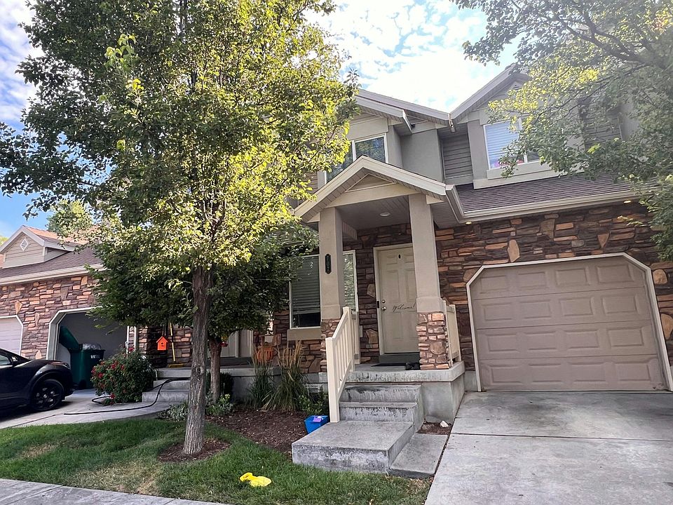 1st image of 707 S Clearwater Falls Dr