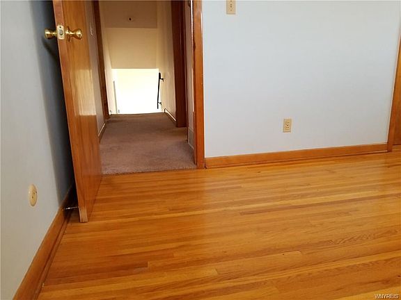 5th image of 53 Melody Ln