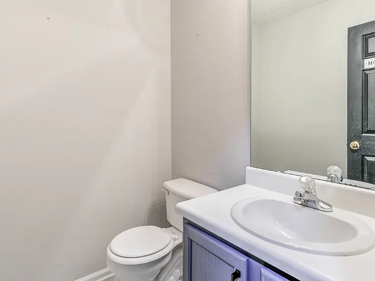 103 Unaka Ct — Photo 35
