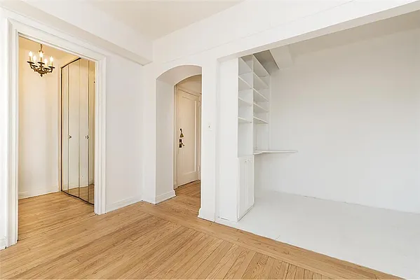 Rented by R New York | media 20