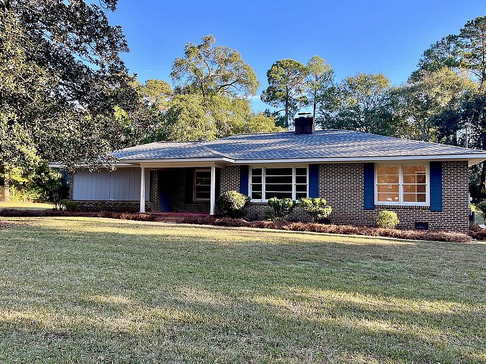 NEW roof and paint!