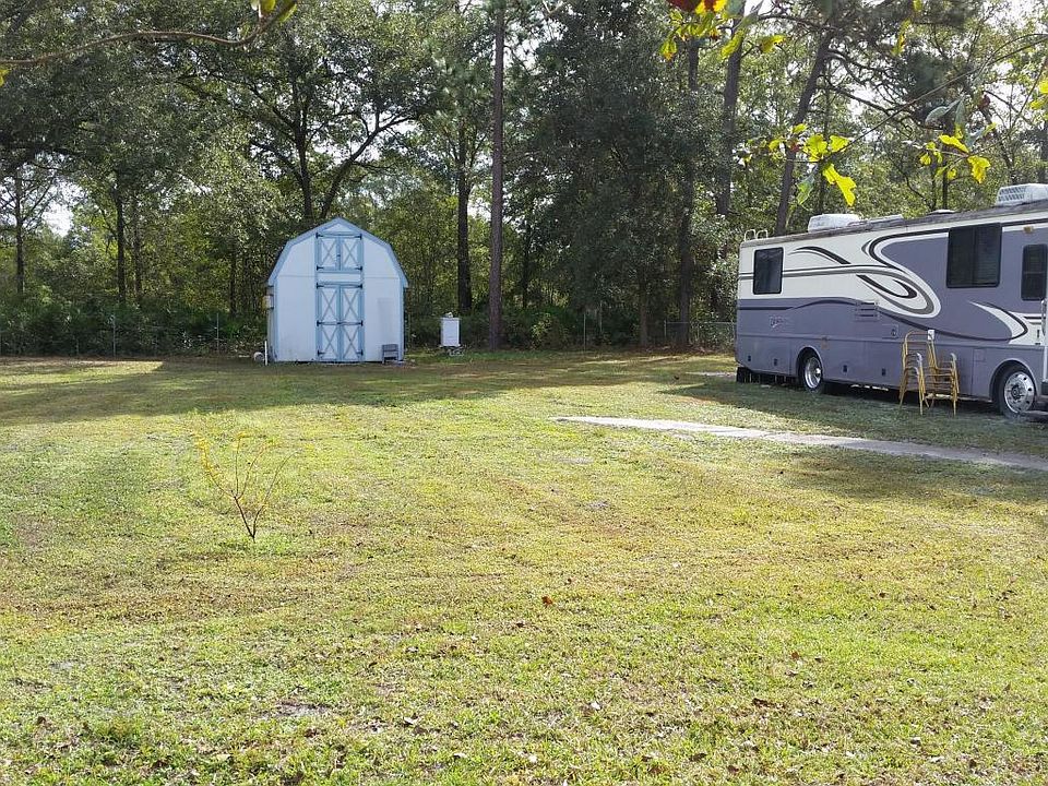 2nd image of 2415 Chuck Rd