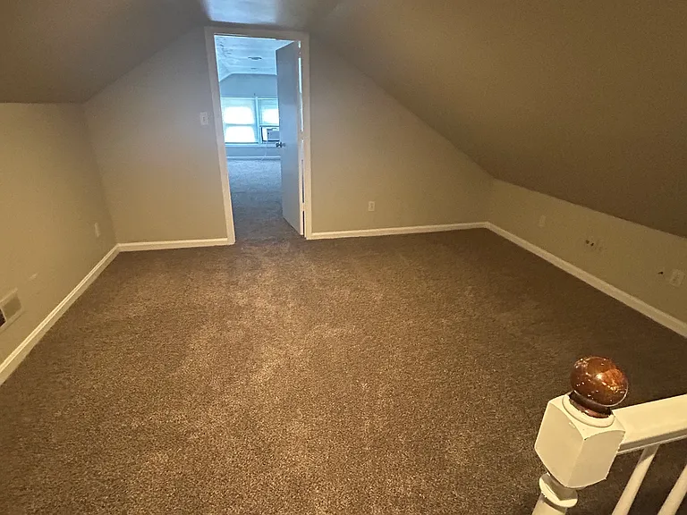 526 E Barbee Ave — Photo 11