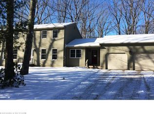 9 Beech Dr, Brunswick, ME 04011