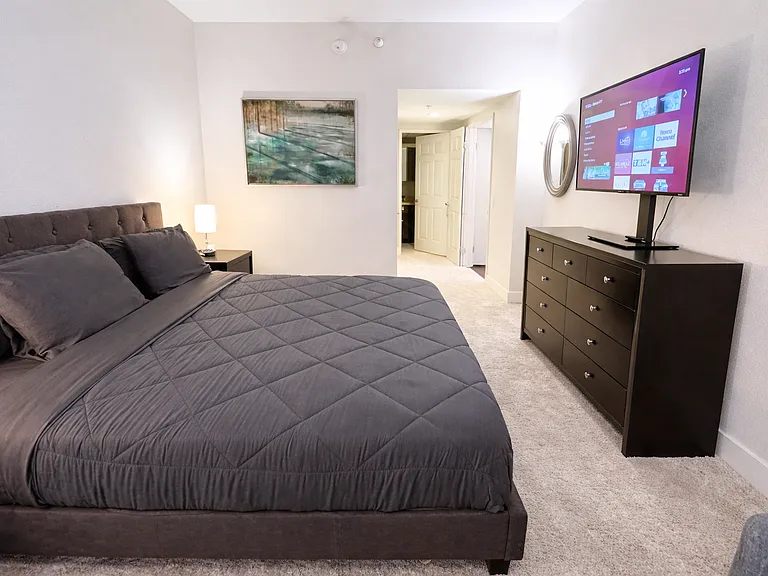 10740 Wilshire Blvd #127 — Photo 2